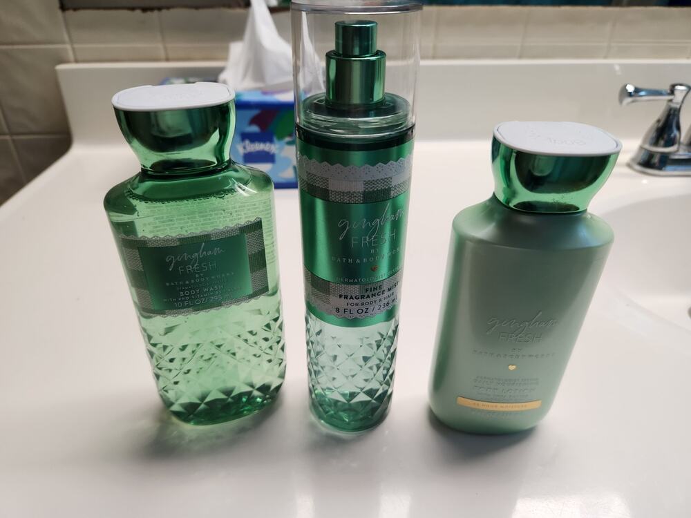 Bath & Body Works Gingham Fresh Lotion Shower Gel Fragrance Mist 3 Piece Set